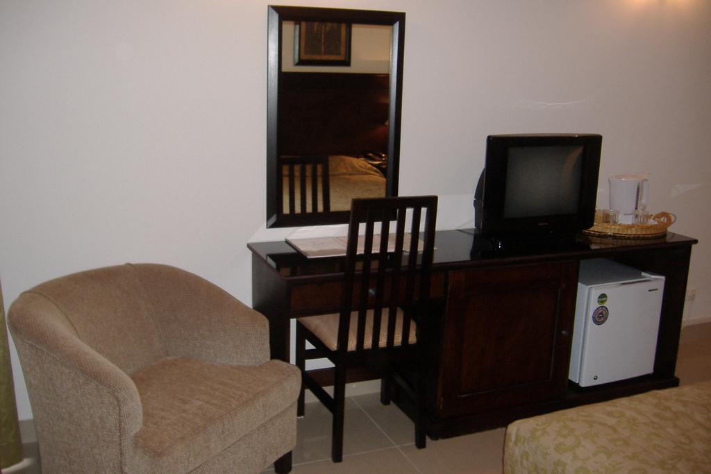Vip Inn Beira Bilik gambar