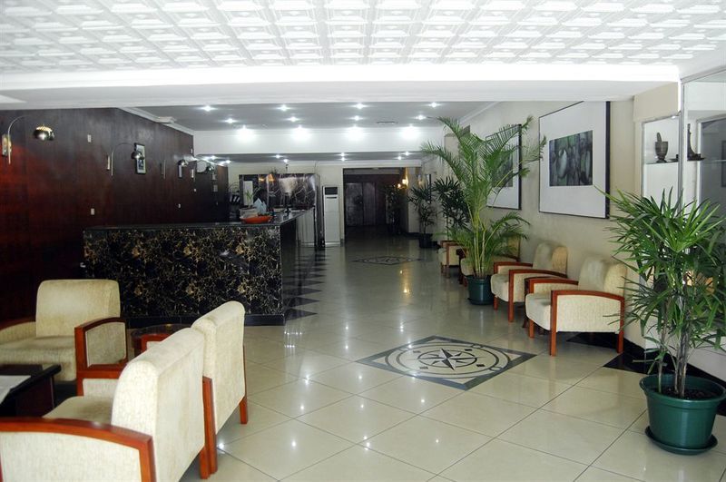 Vip Inn Beira Luaran gambar