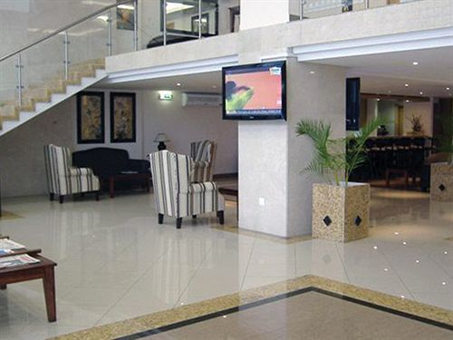Vip Inn Beira Luaran gambar